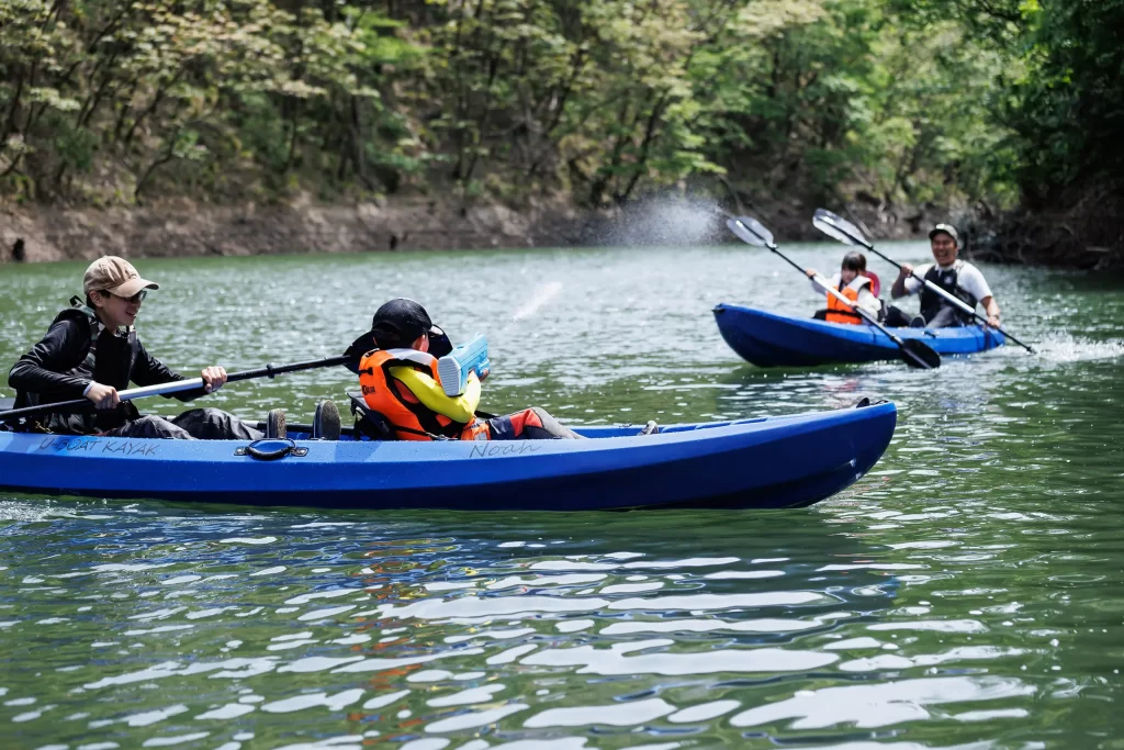 7.明神湖で冒険カヤックツアーの画像